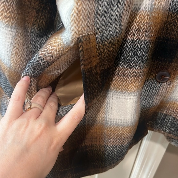 Plaid Shacket - Picture 4 of 5